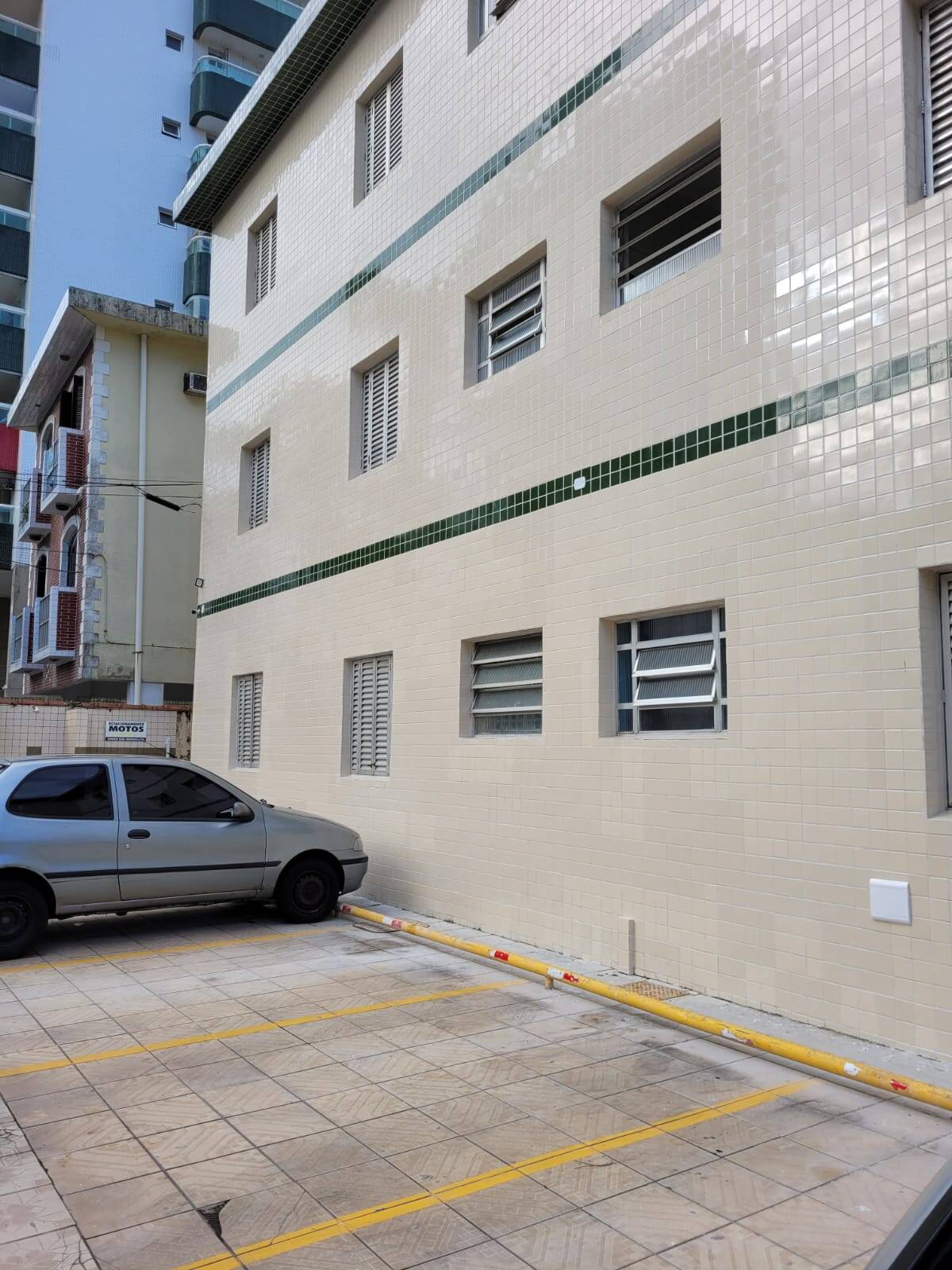 Kitnet e Studio à venda e aluguel com 1 quarto, 38m² - Foto 1