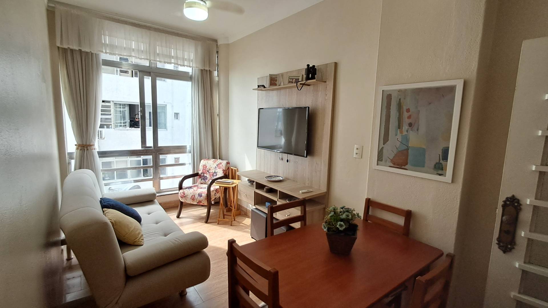 #219 - Apartamento para Venda em Santos - SP