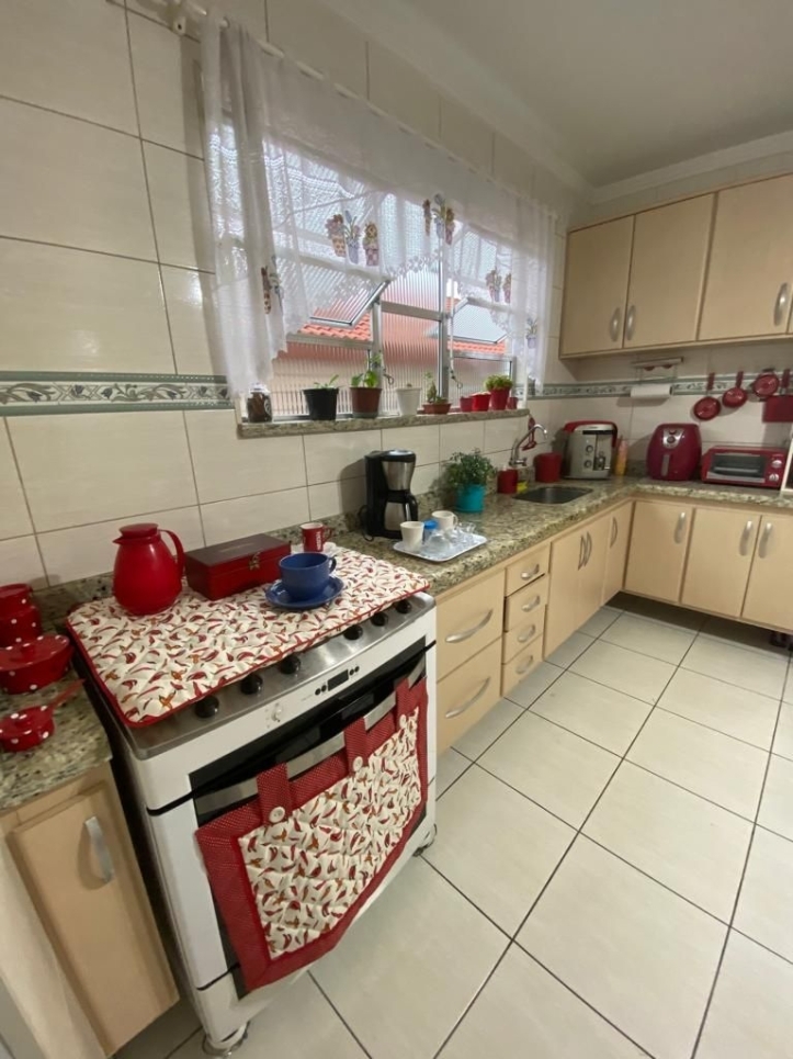Apartamento à venda com 2 quartos, 98m² - Foto 28