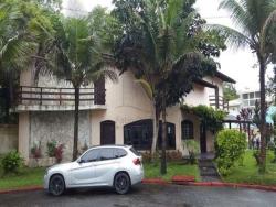 Casa para Venda em Guarujá - 4