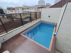 #CA0243 - Casa para Venda em Santos - SP - 2