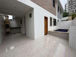 #CA0255 - Casa para Venda em Santos - SP - 1