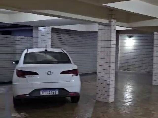 #193 - Apartamento para Venda em São Vicente - SP